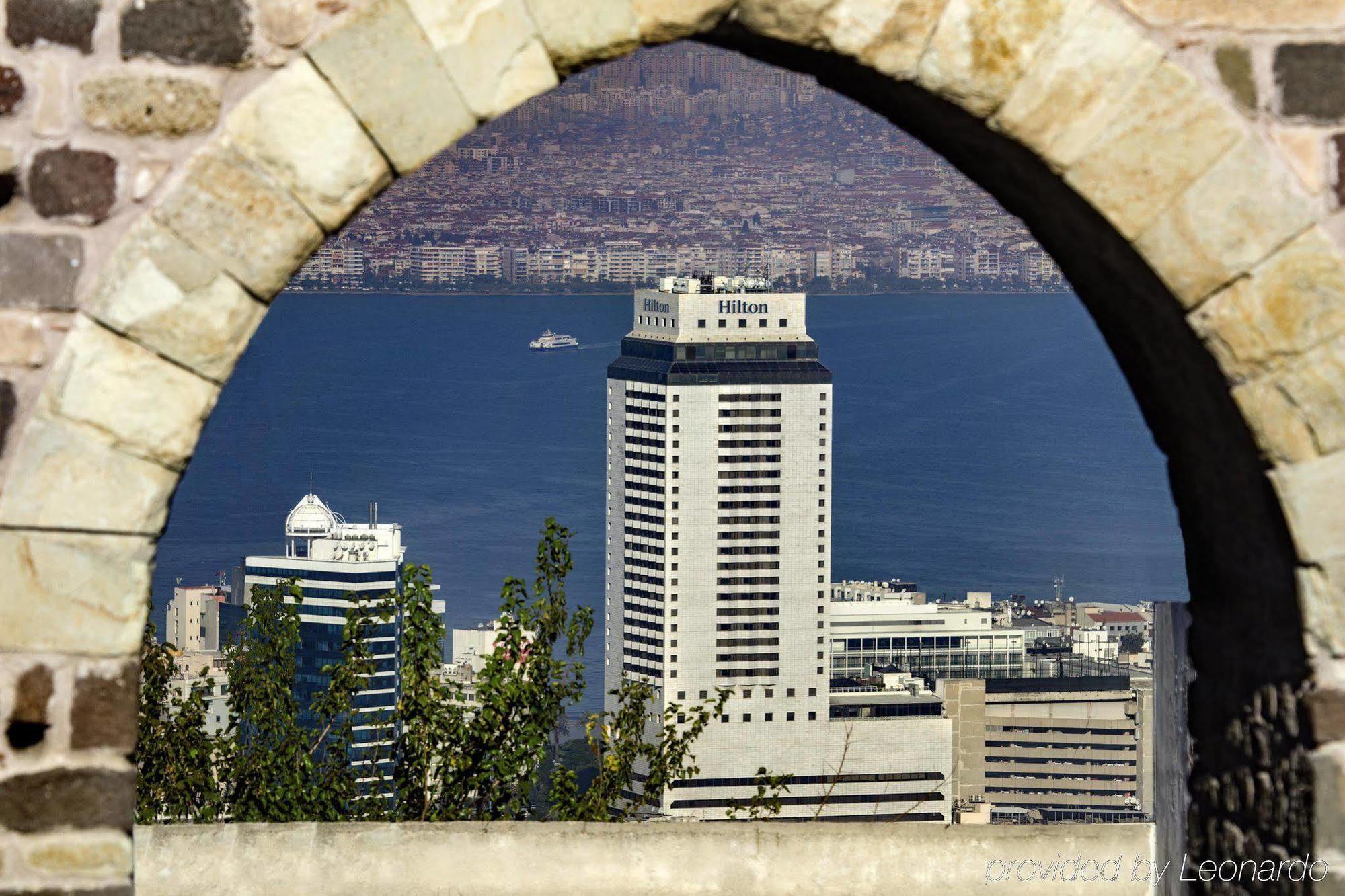 Hilton Izmir Hotel Exterior foto